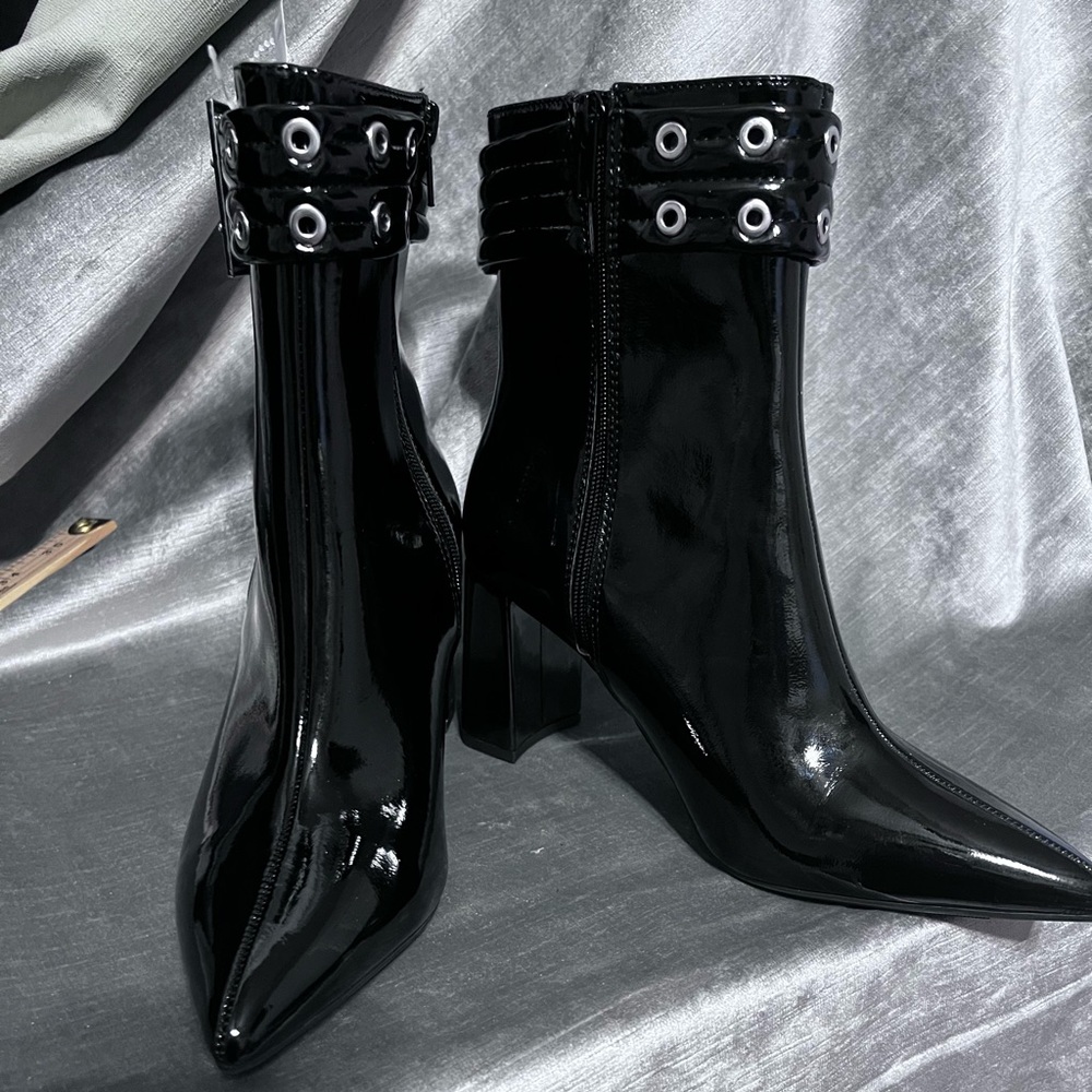#3944. Soda Black Faux Patent Leather Heeled Bootie w/Zipper & Buckle.  Size 9